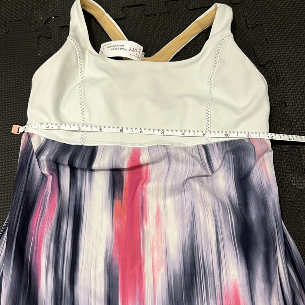 Lululemon Tank 089 - Picture 5 of 5